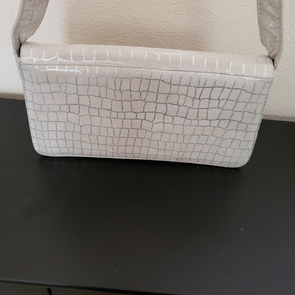 J. Renée purse - Picture 3 of 7